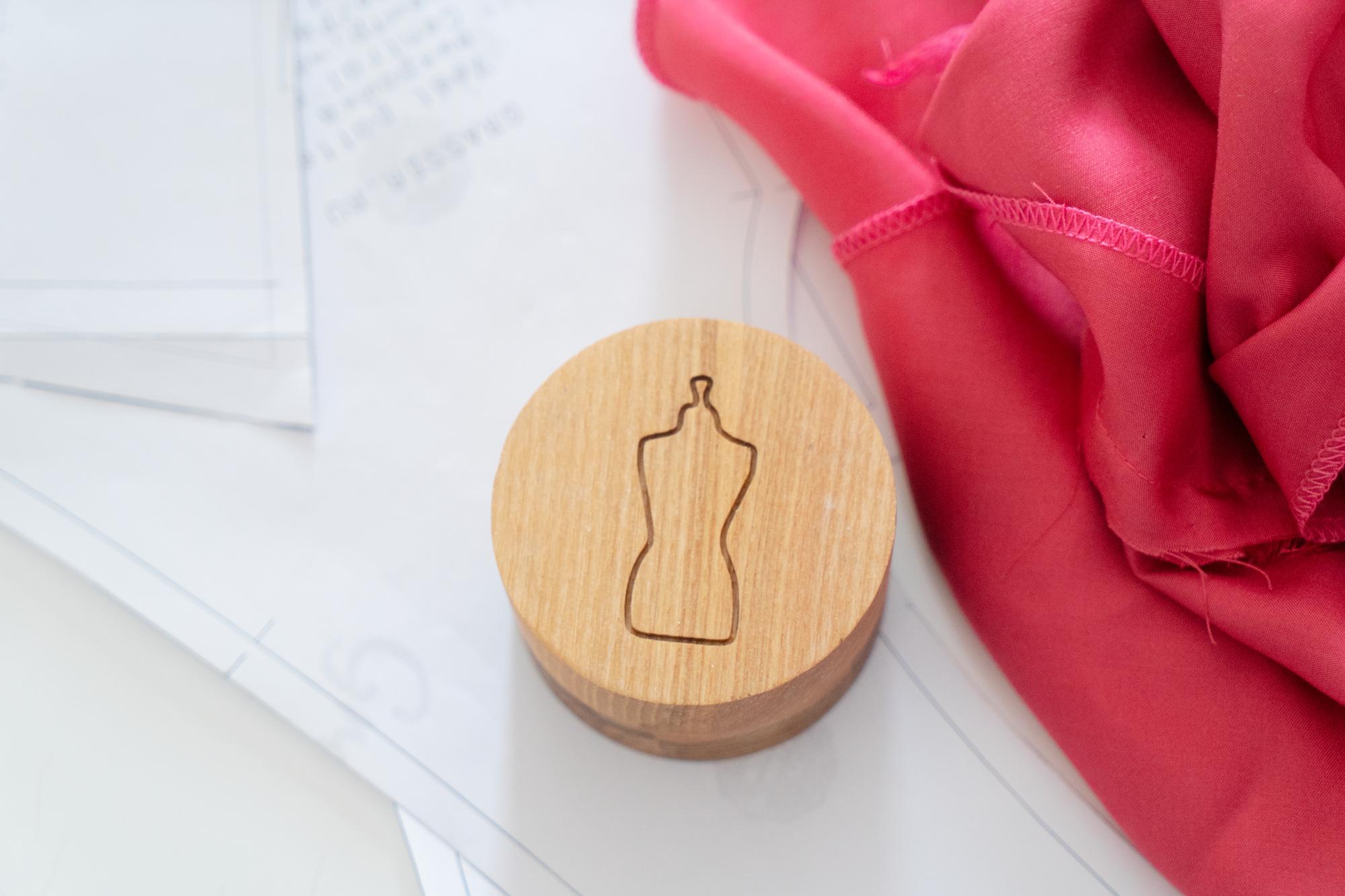 Atelier Broderie — Artă și Pachete One‑Time logo